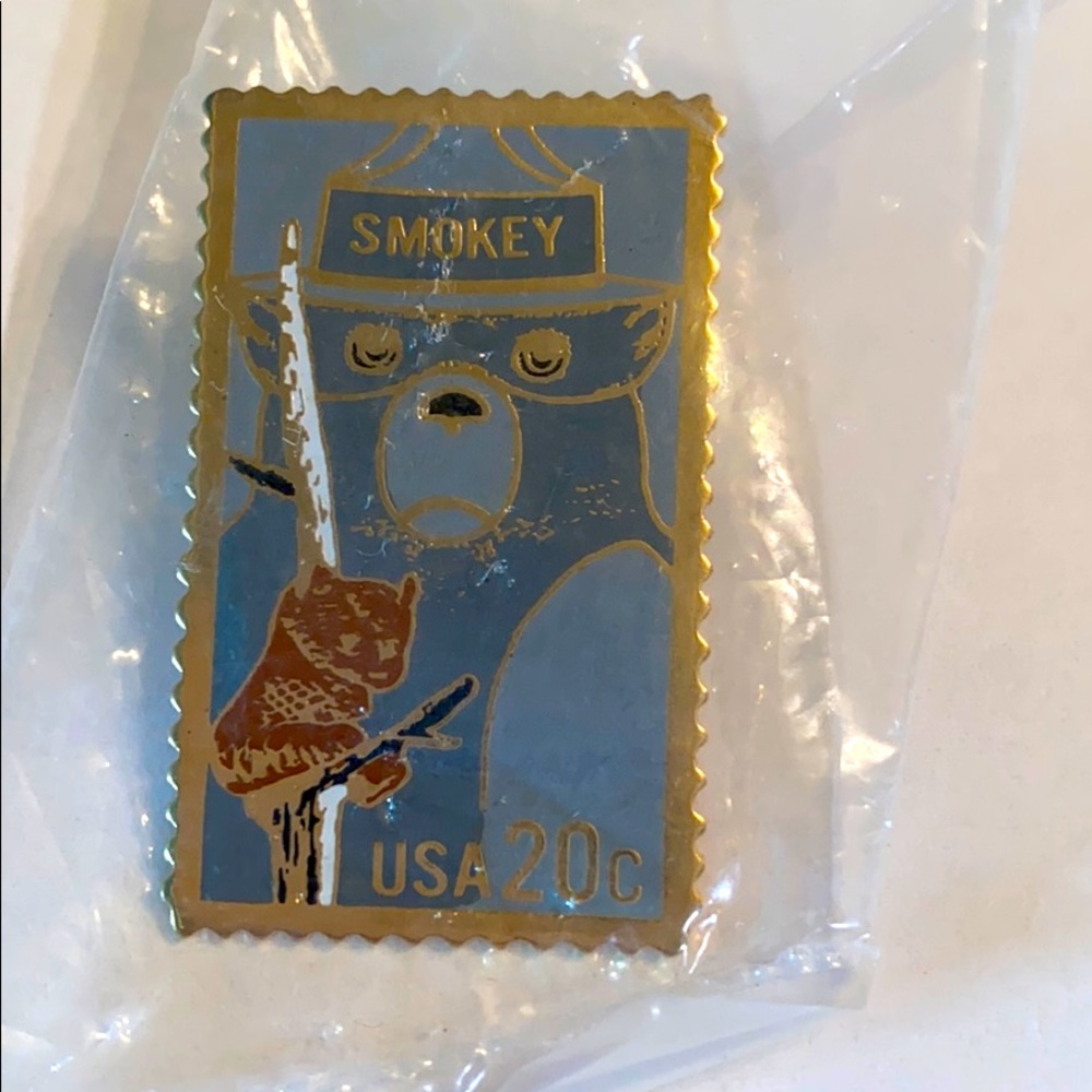 Smokey the Bear, USA .20 cent, stamp, Pin